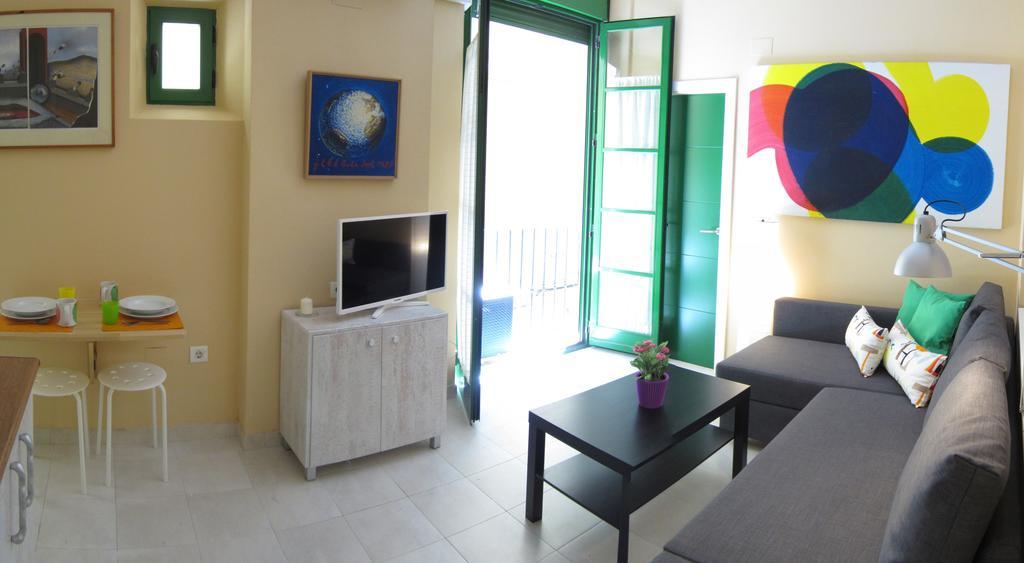 Livemalaga San Juan Apartment Room photo